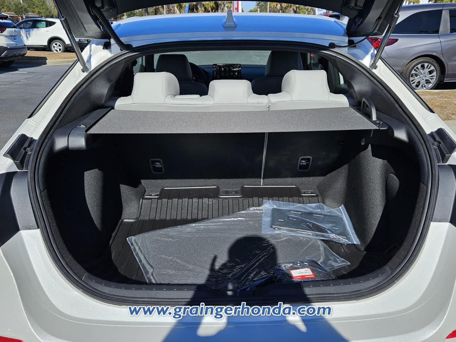 2026 Honda Civic Hatchback Hybrid Sport Touring