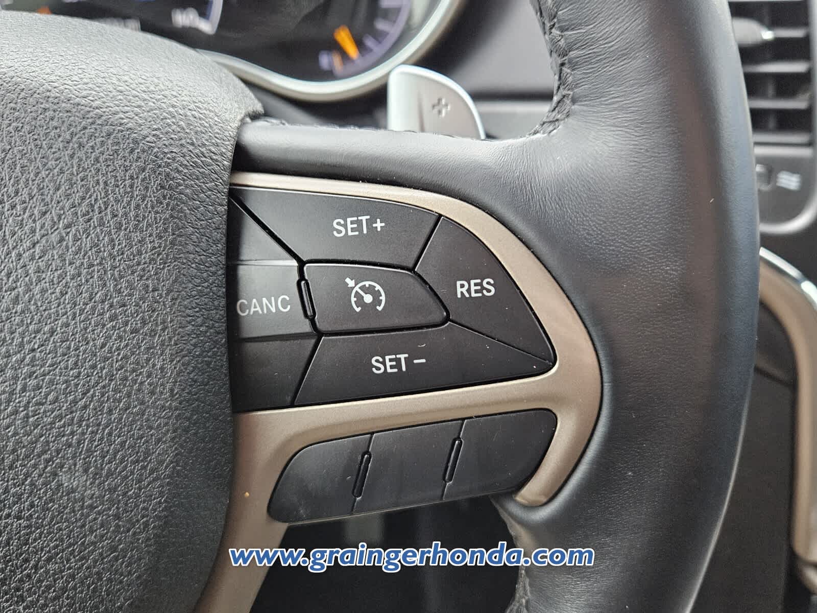 2017 Jeep Grand Cherokee Laredo