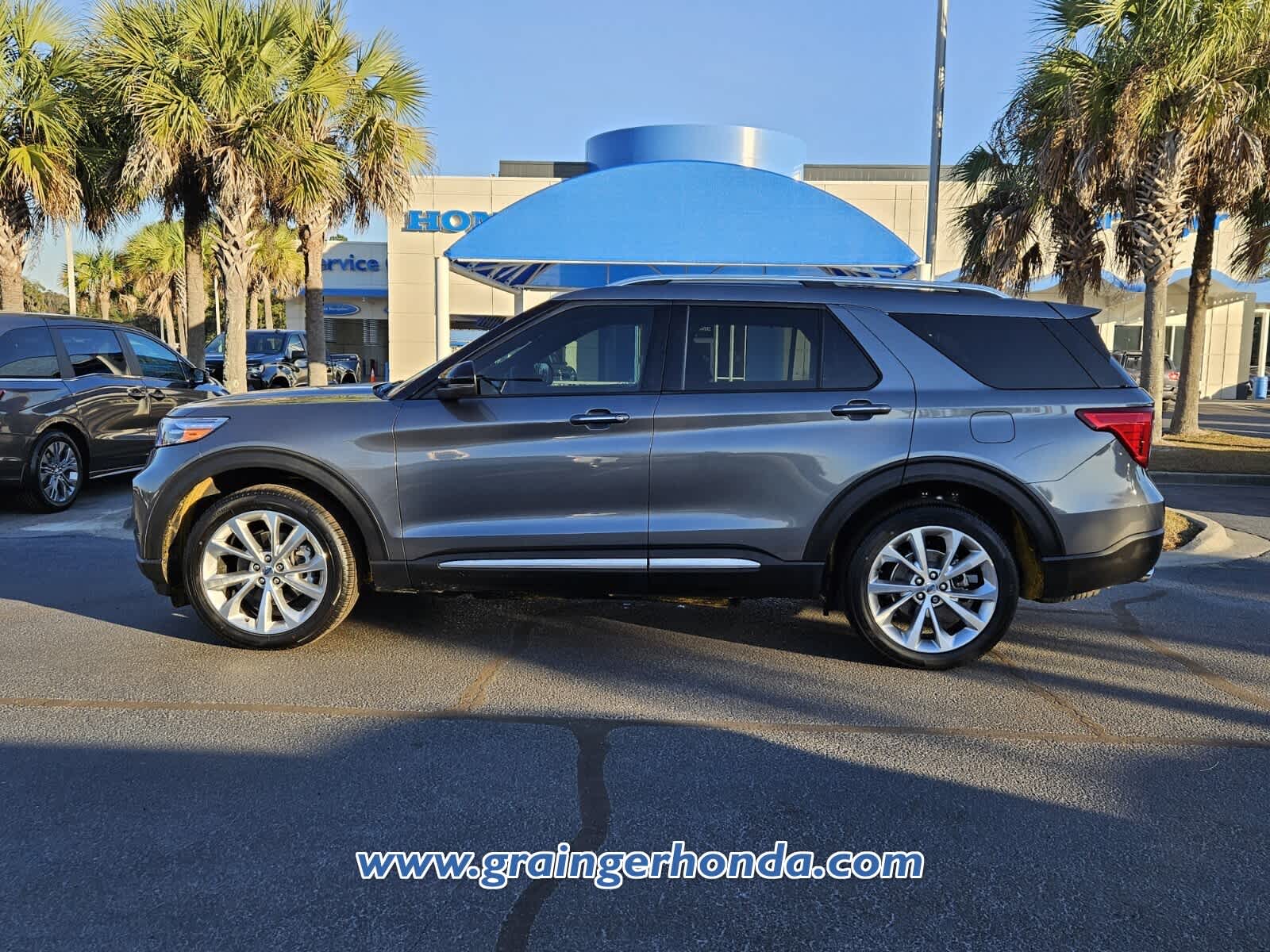 2023 Ford Explorer Platinum