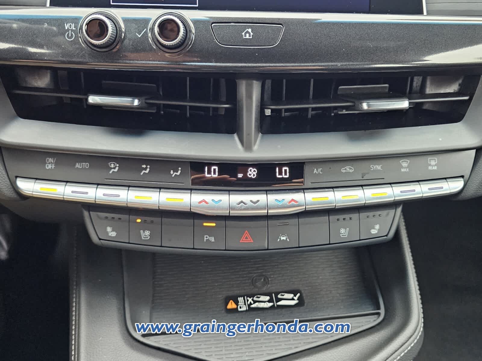 2024 Cadillac CT4 Premium Luxury