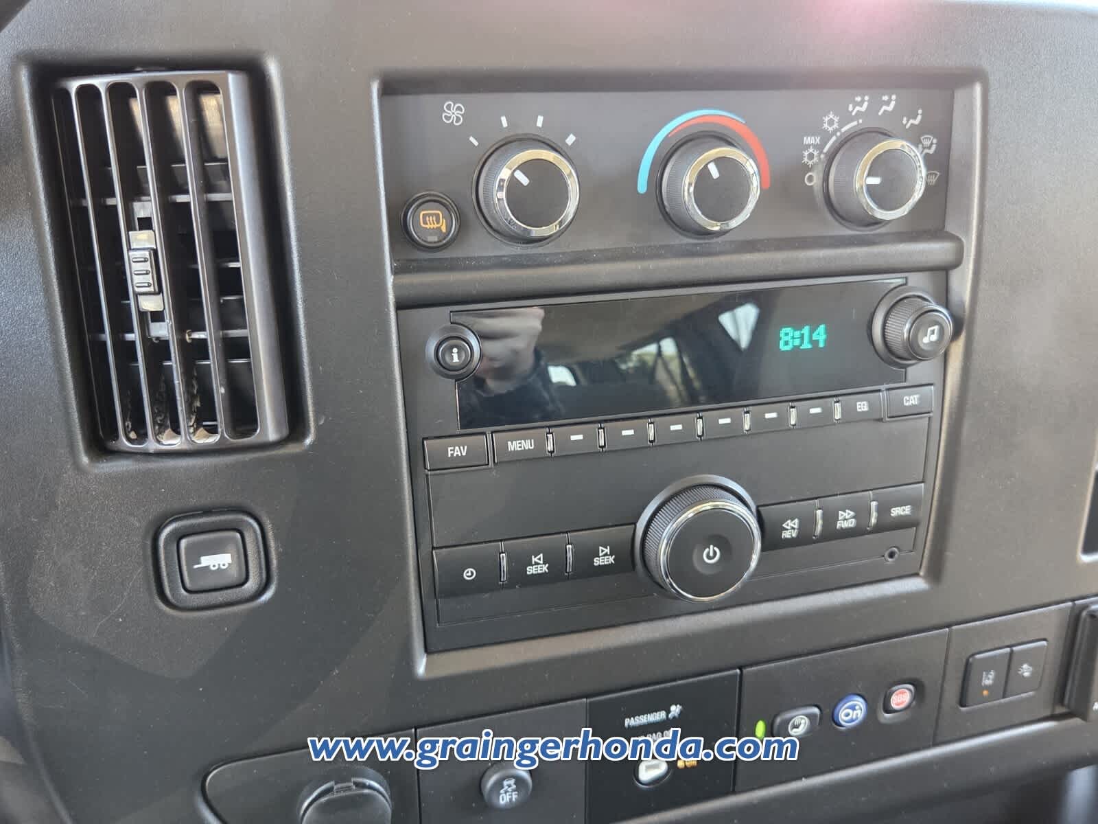 2020 Chevrolet Express LT