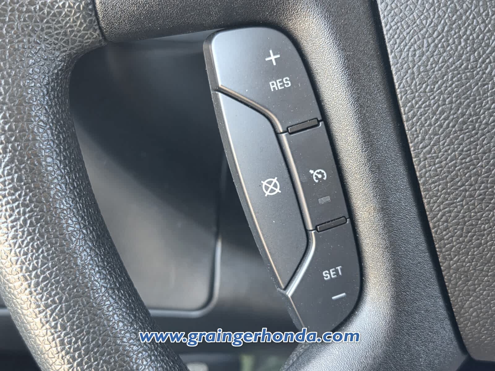 2020 Chevrolet Express LT