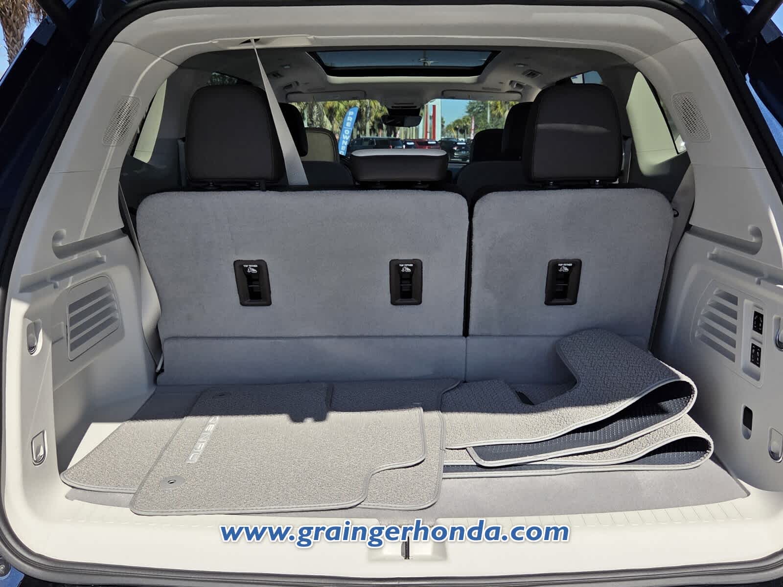 2024 GMC Acadia FWD Denali