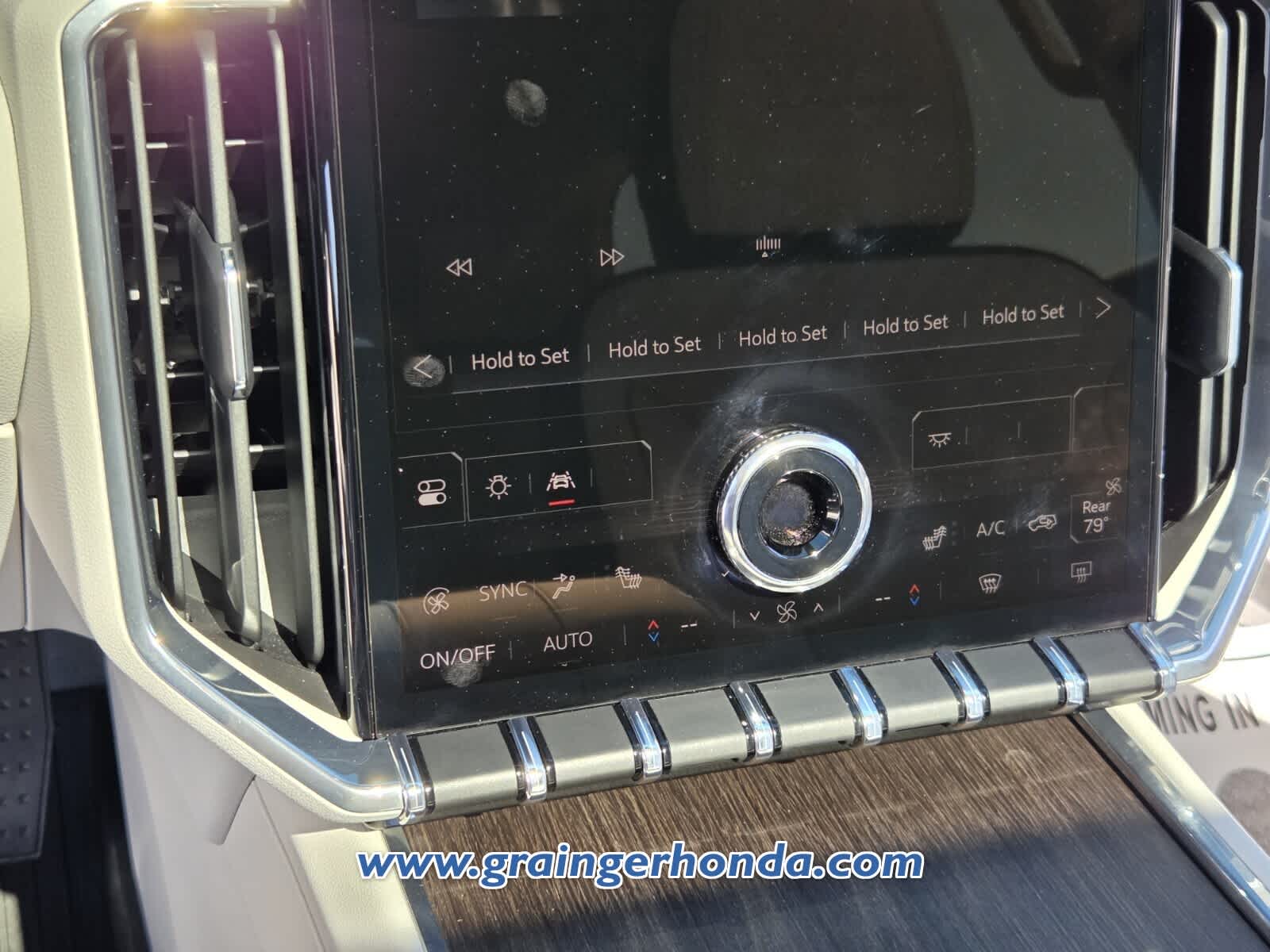 2024 GMC Acadia FWD Denali