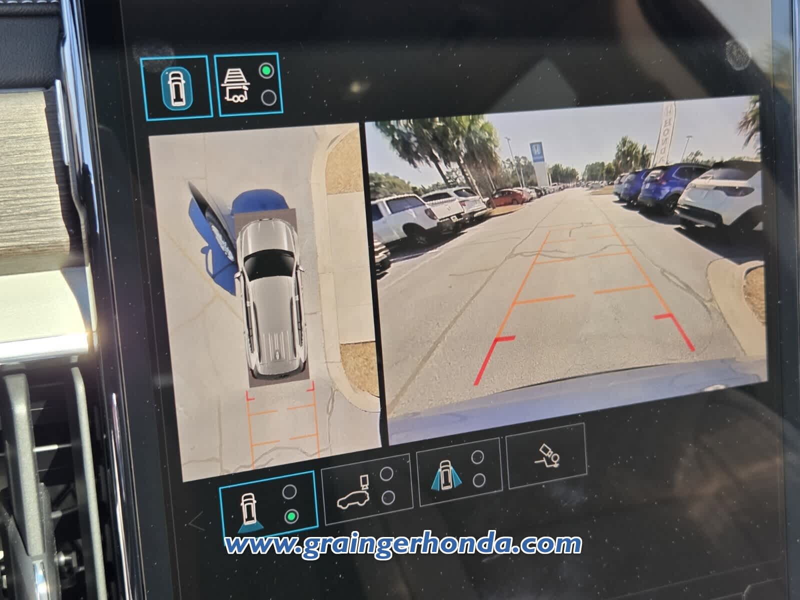 2024 GMC Acadia FWD Denali