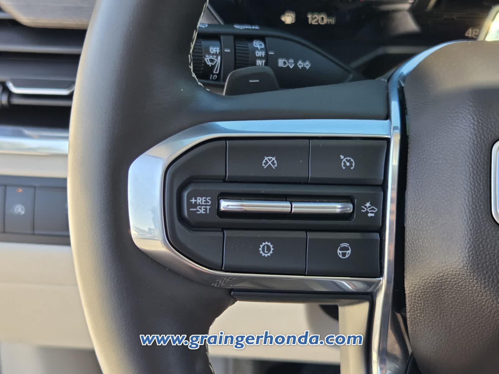 2024 GMC Acadia FWD Denali