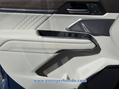 2024 GMC Acadia FWD Denali