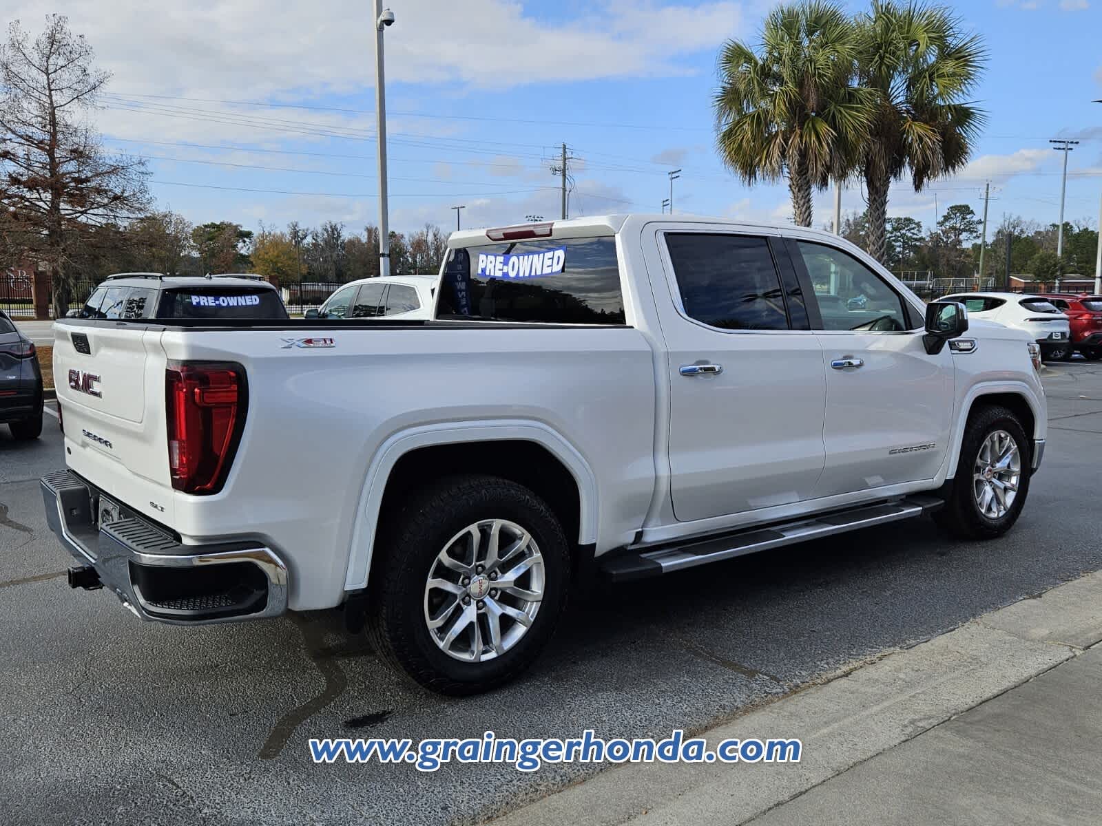 2021 GMC Sierra 1500 SLT