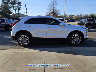 2024 Cadillac XT4 FWD Premium Luxury