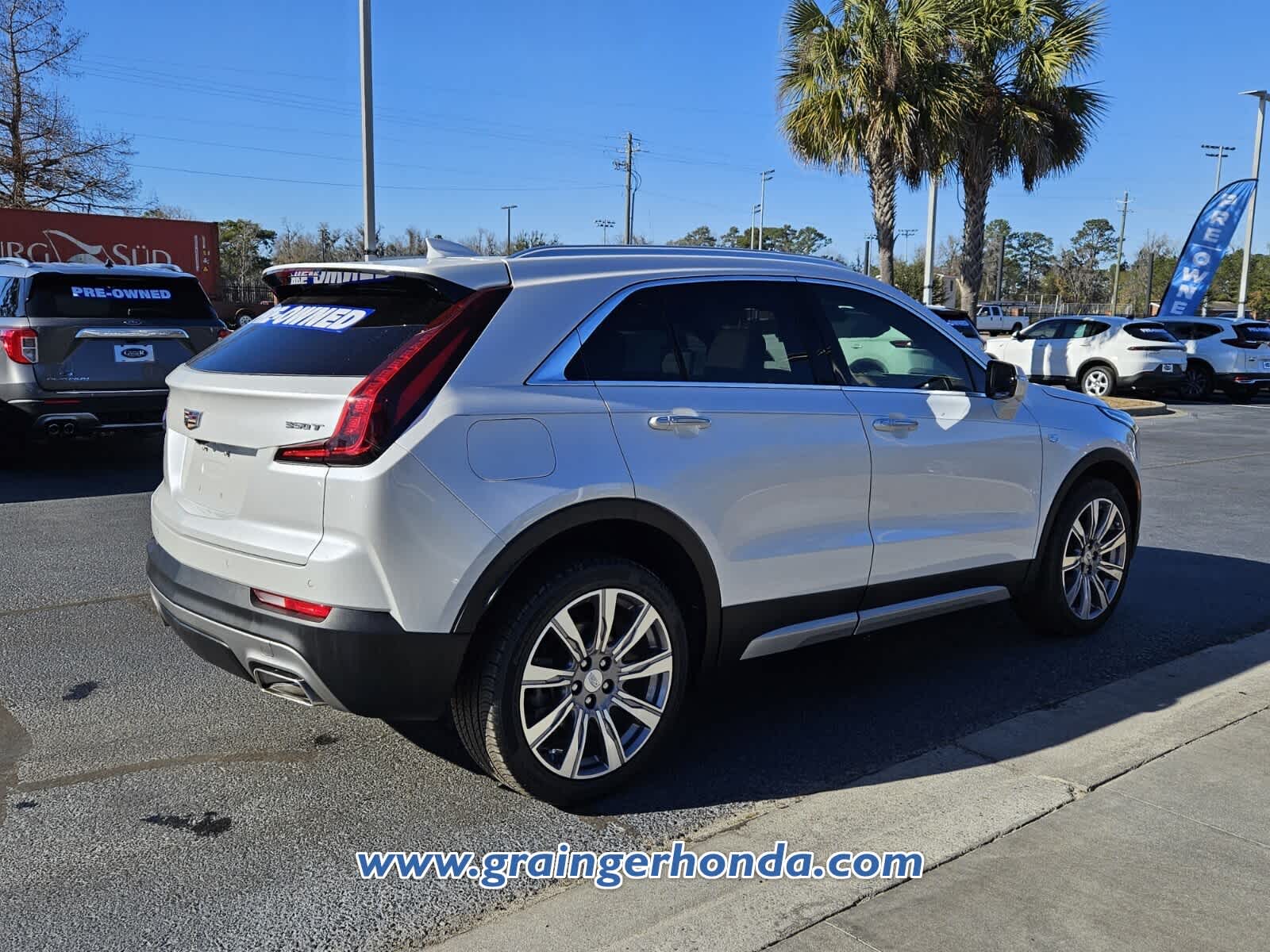 2021 Cadillac XT4 FWD Premium Luxury