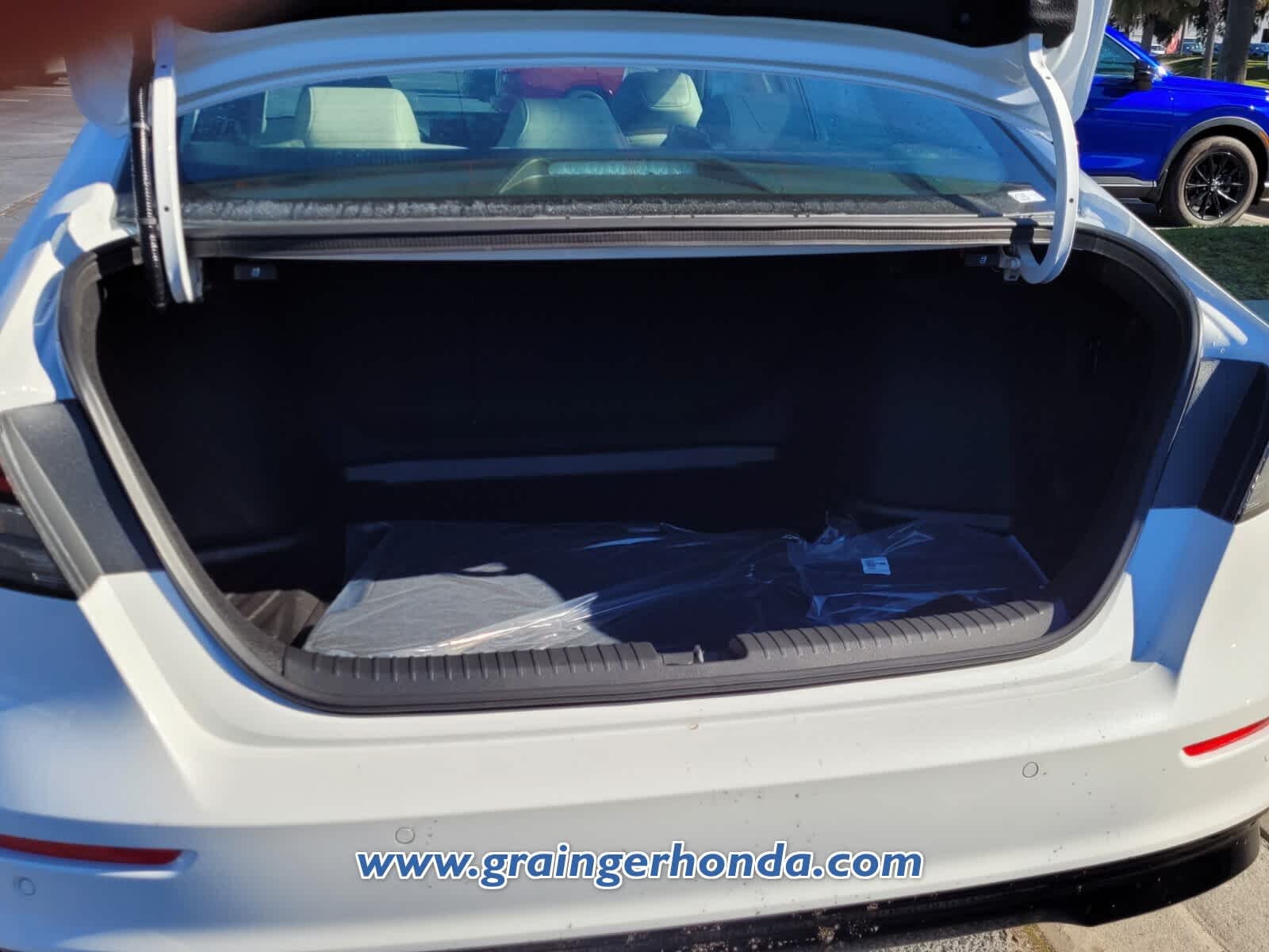 2025 Honda Accord Hybrid Touring