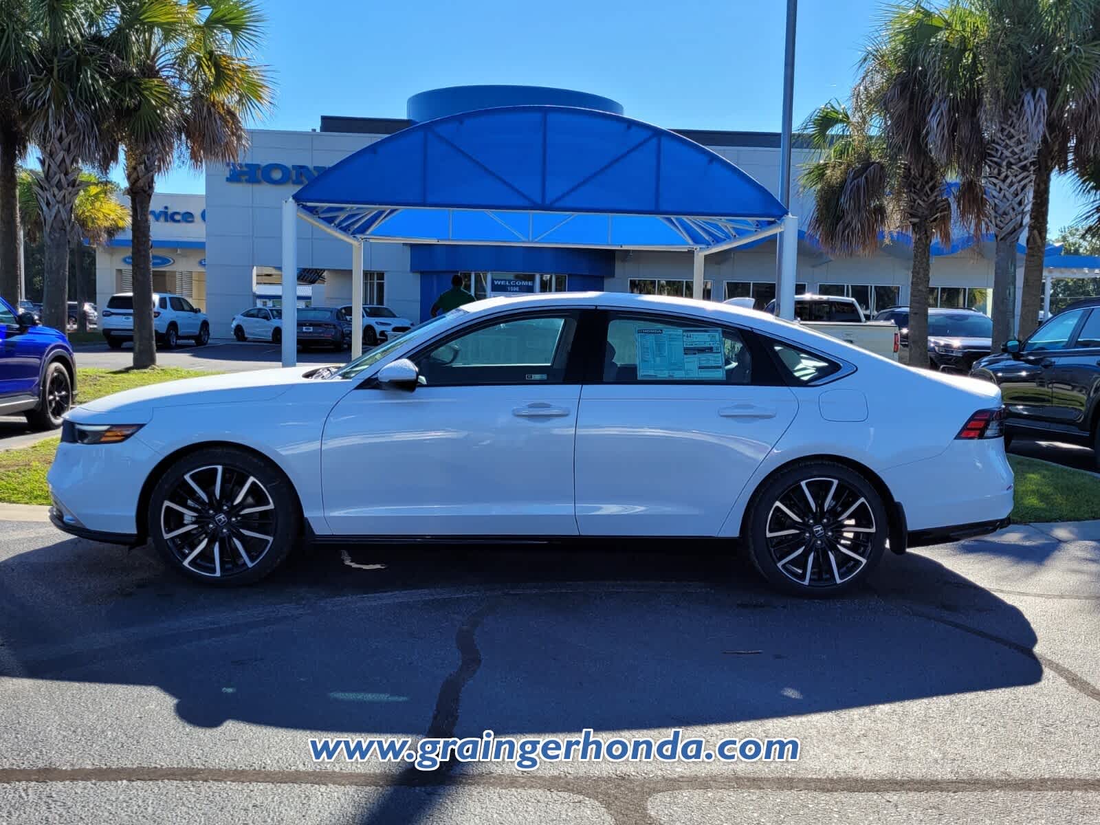 2025 Honda Accord Hybrid Touring