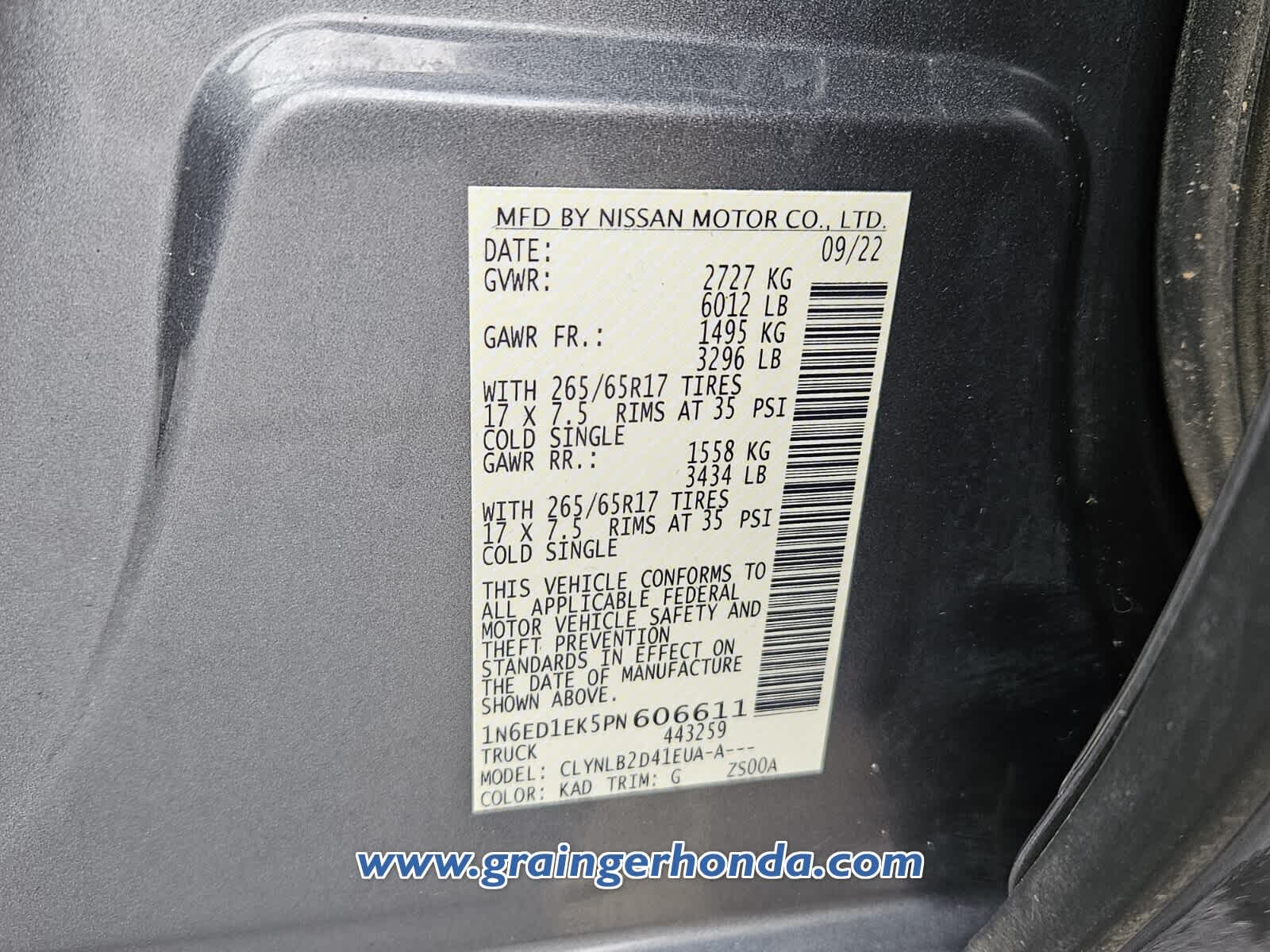 2023 Nissan Frontier SV