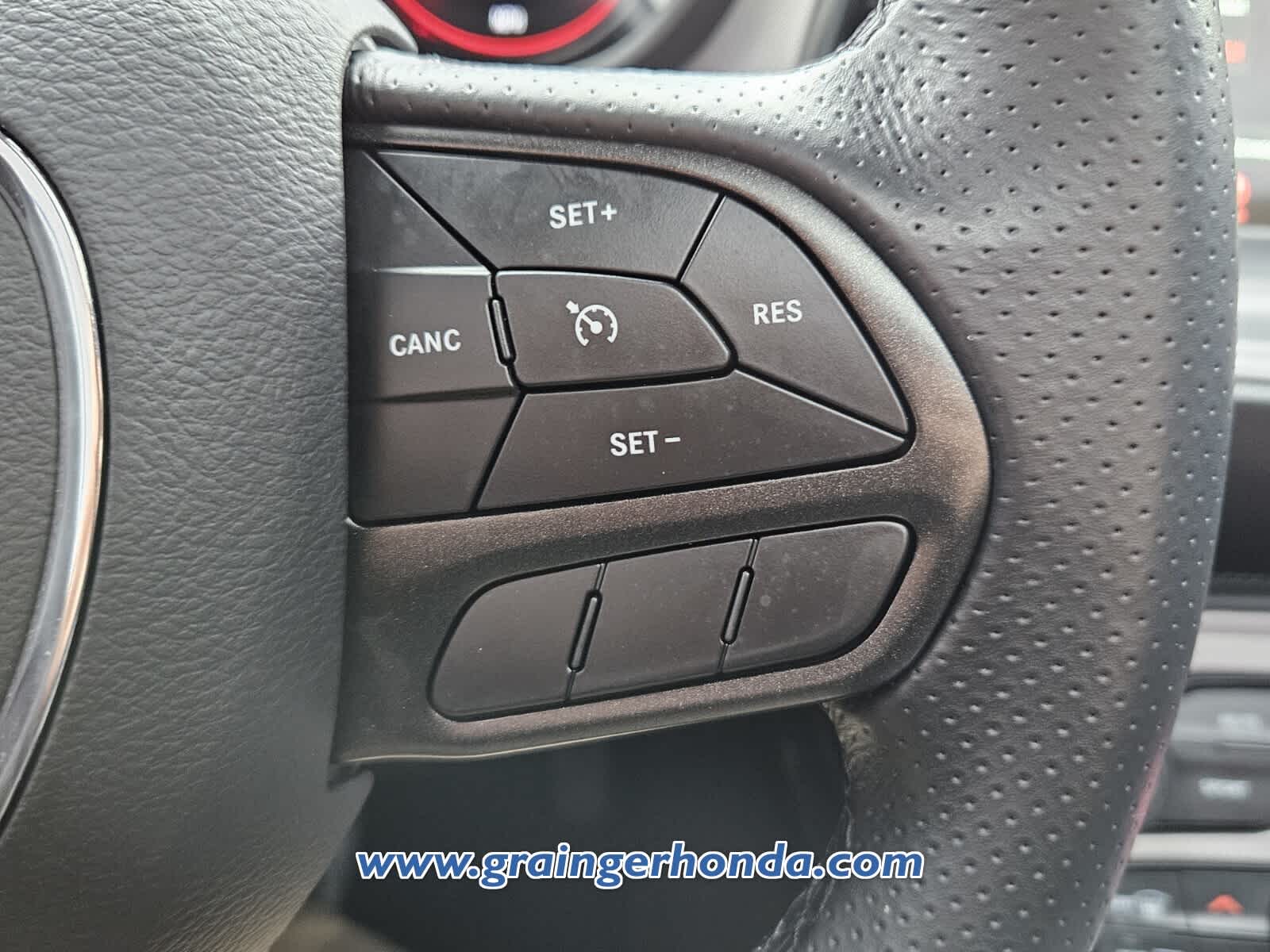 2023 Dodge Challenger SXT