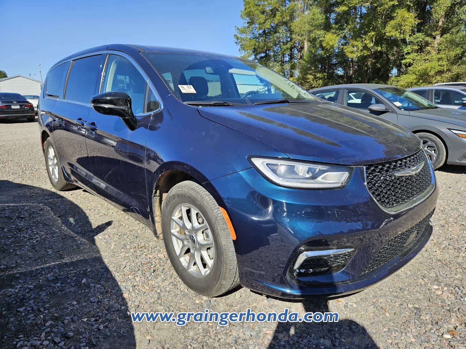 2024 Chrysler Pacifica Touring L