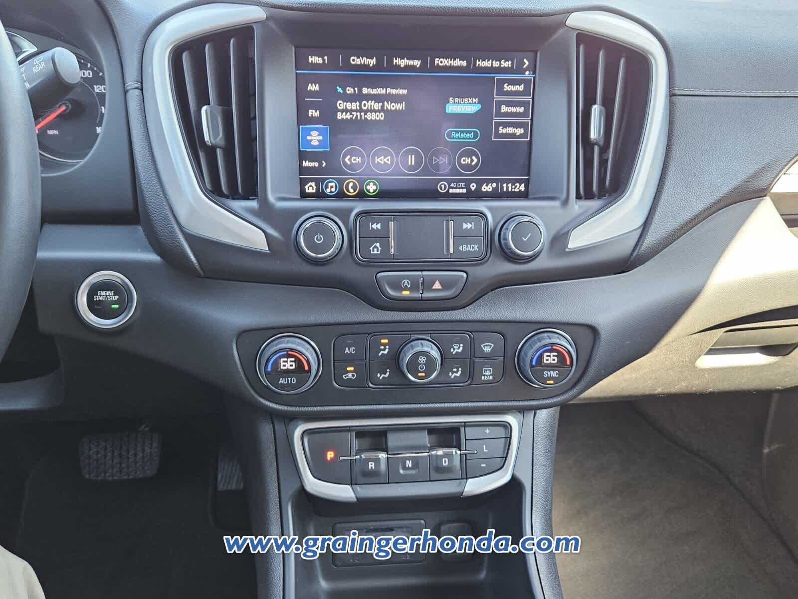 2023 GMC Terrain SLT