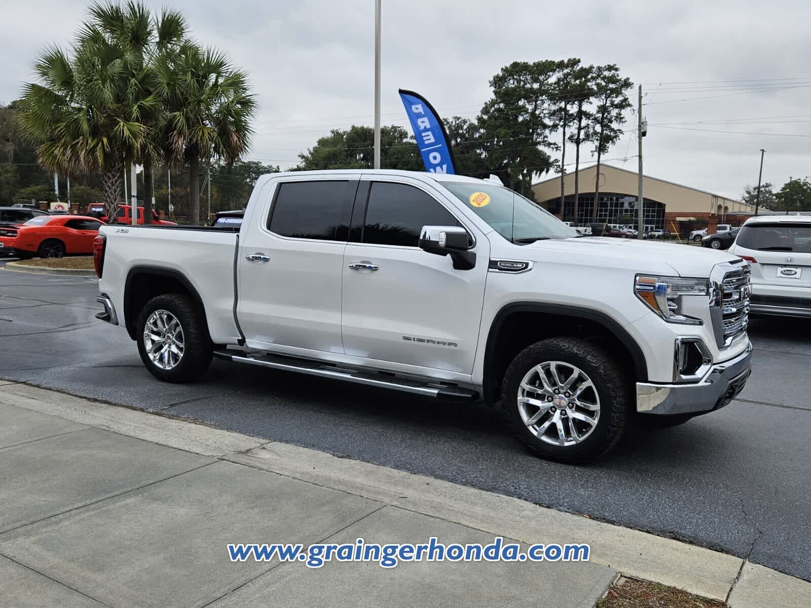 2020 GMC Sierra 1500 SLT