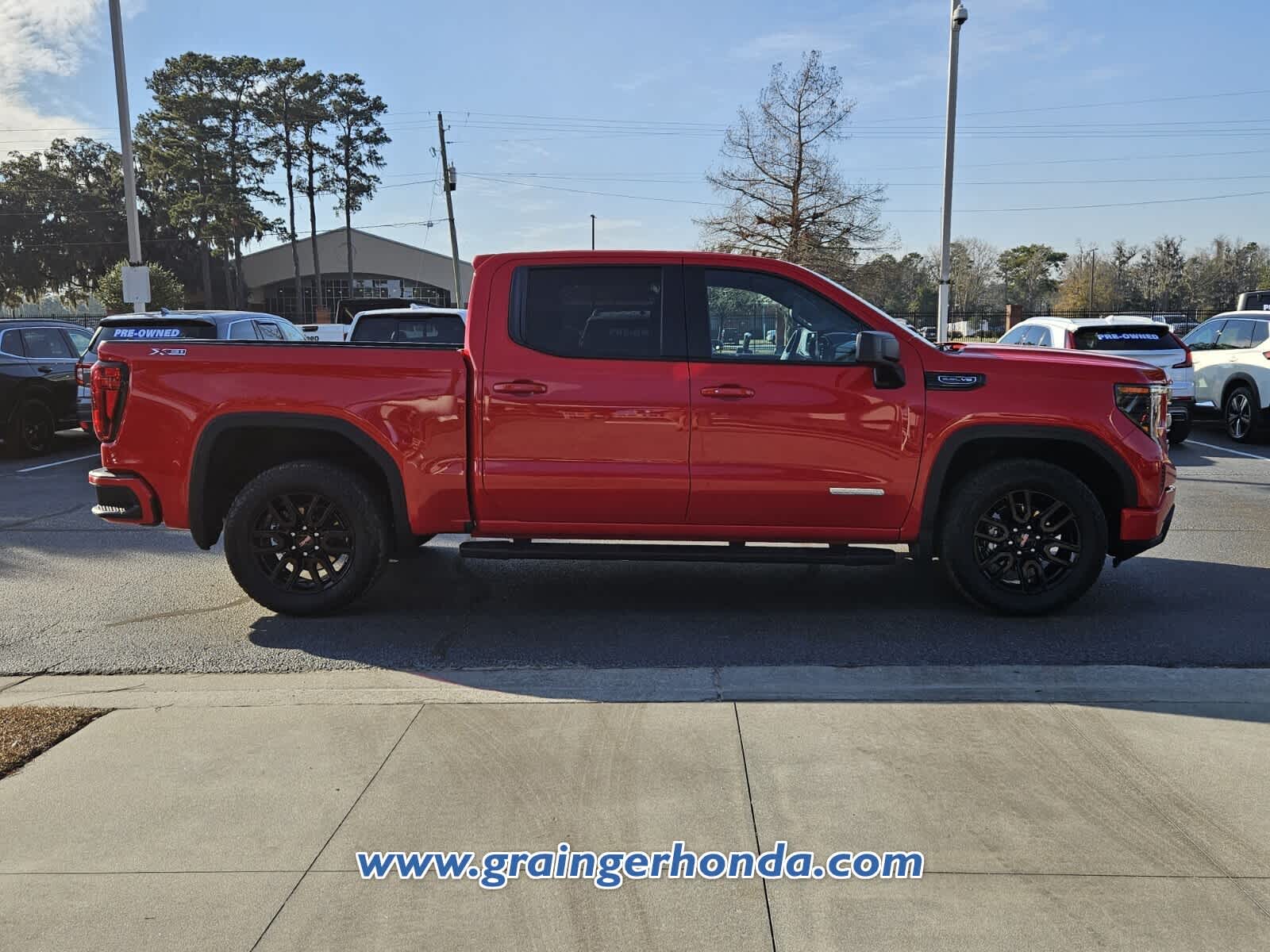 2024 GMC Sierra 1500 Elevation