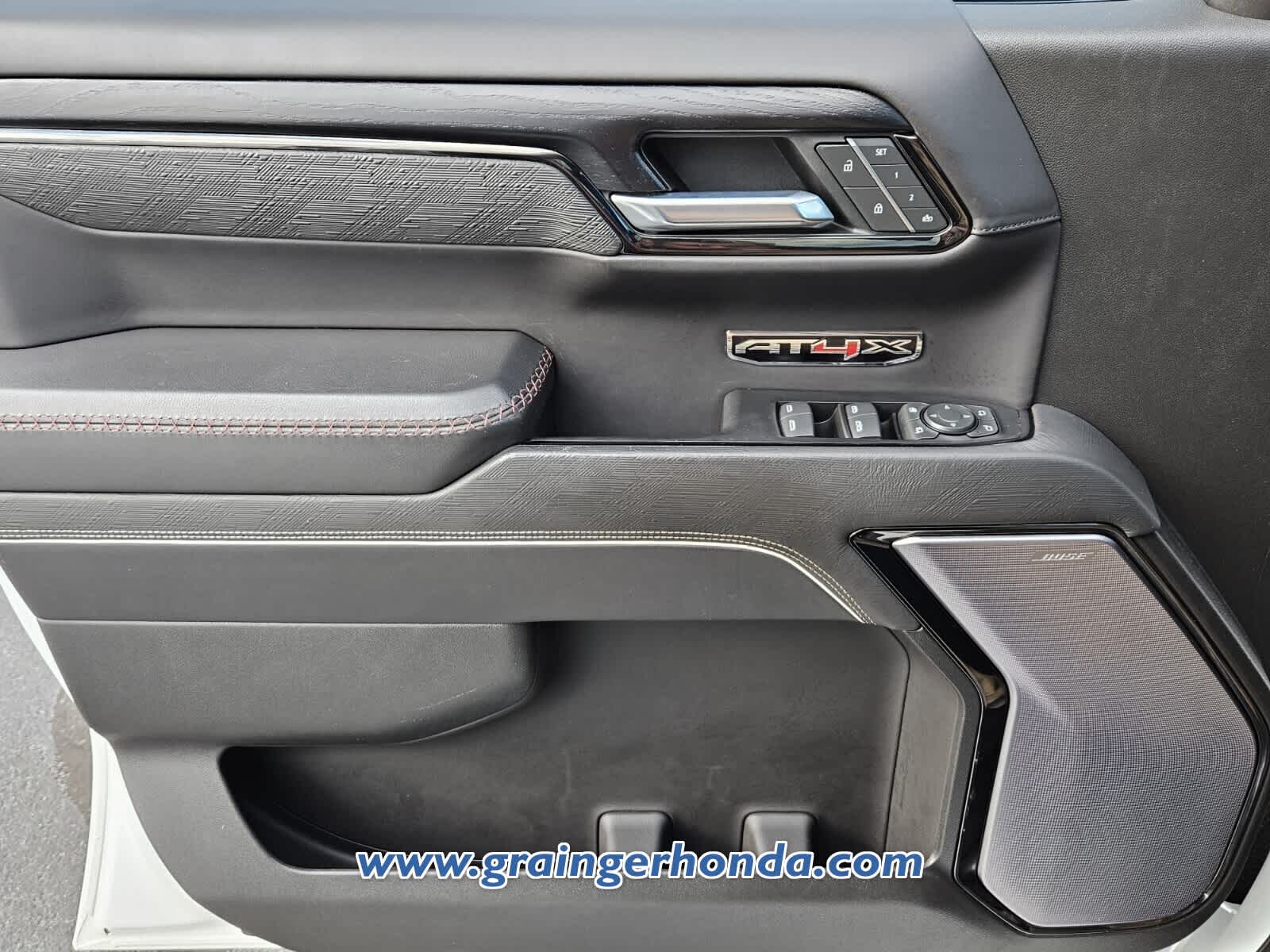 2022 GMC Sierra 1500 AT4X