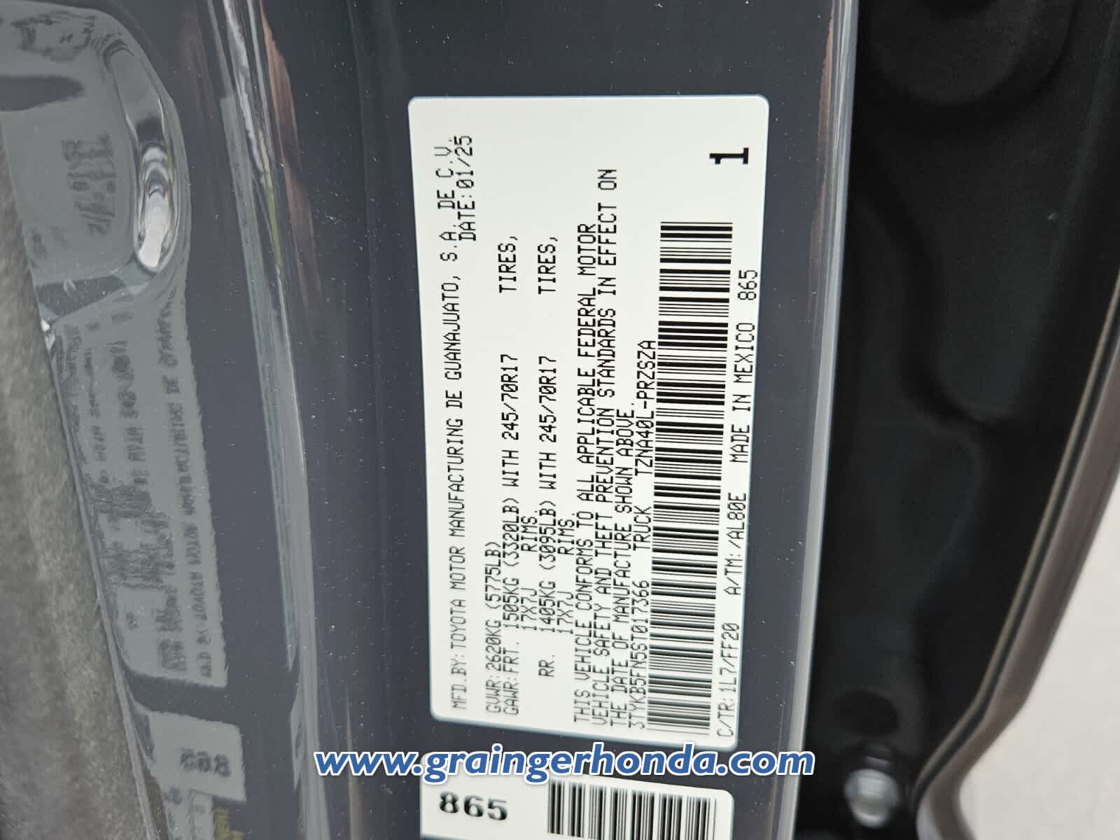 2025 Toyota Tacoma SR5