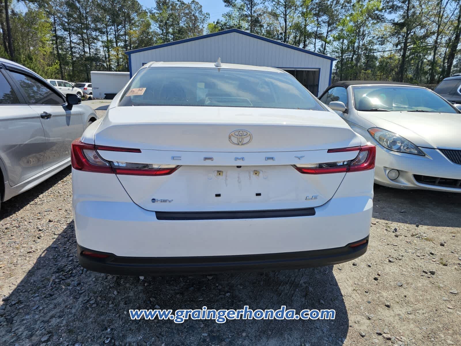 2025 Toyota Camry LE