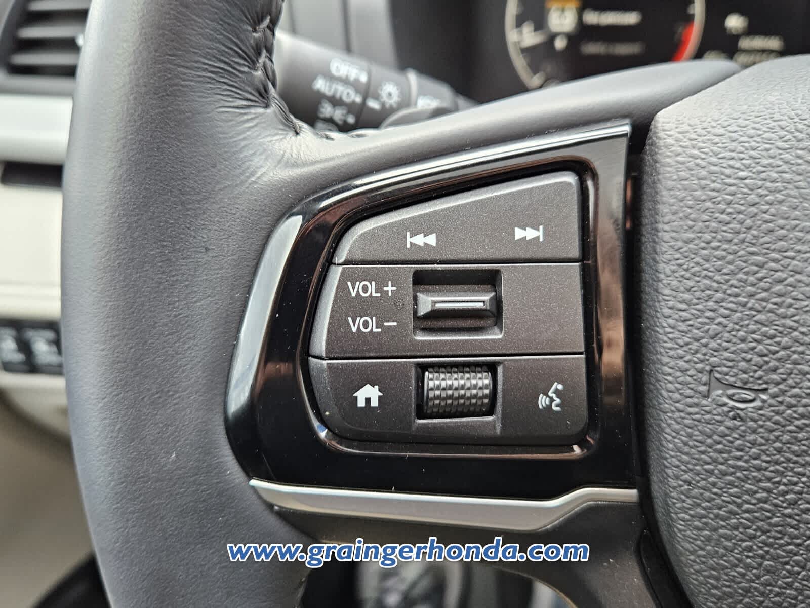 2025 Honda Odyssey Touring