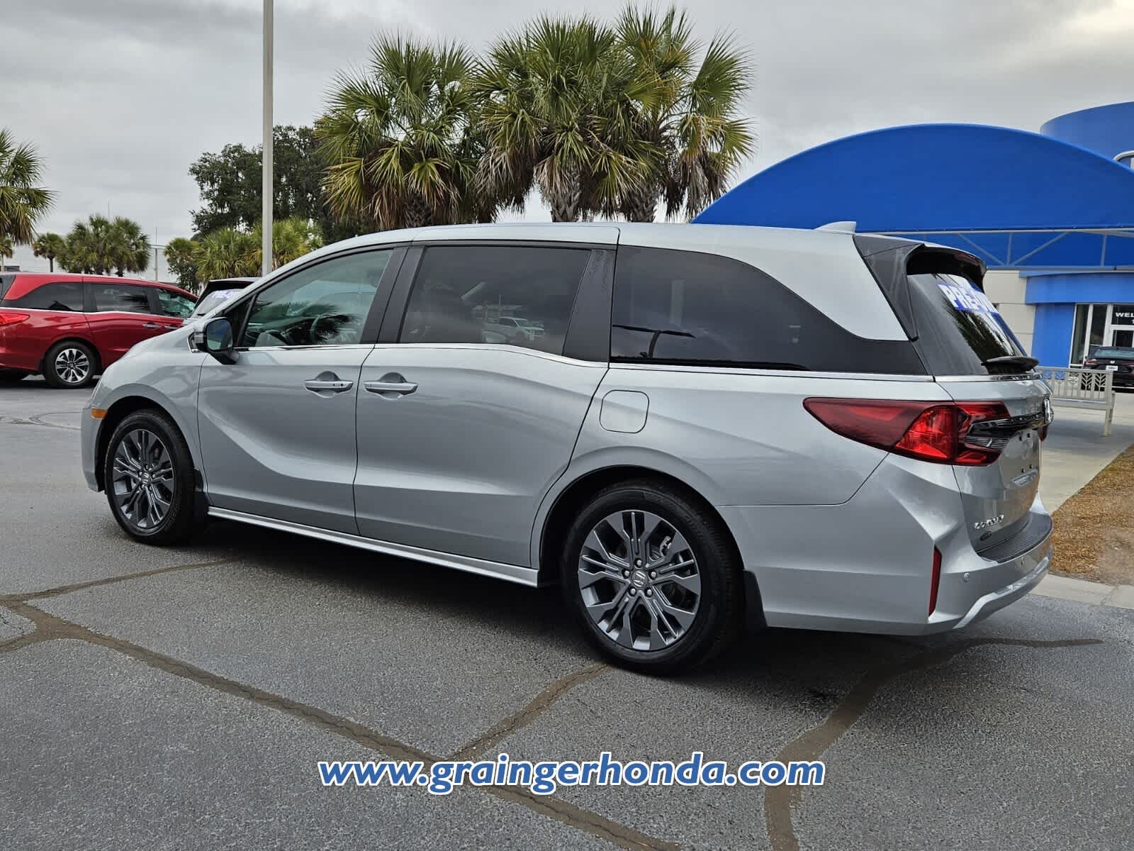 2025 Honda Odyssey Touring