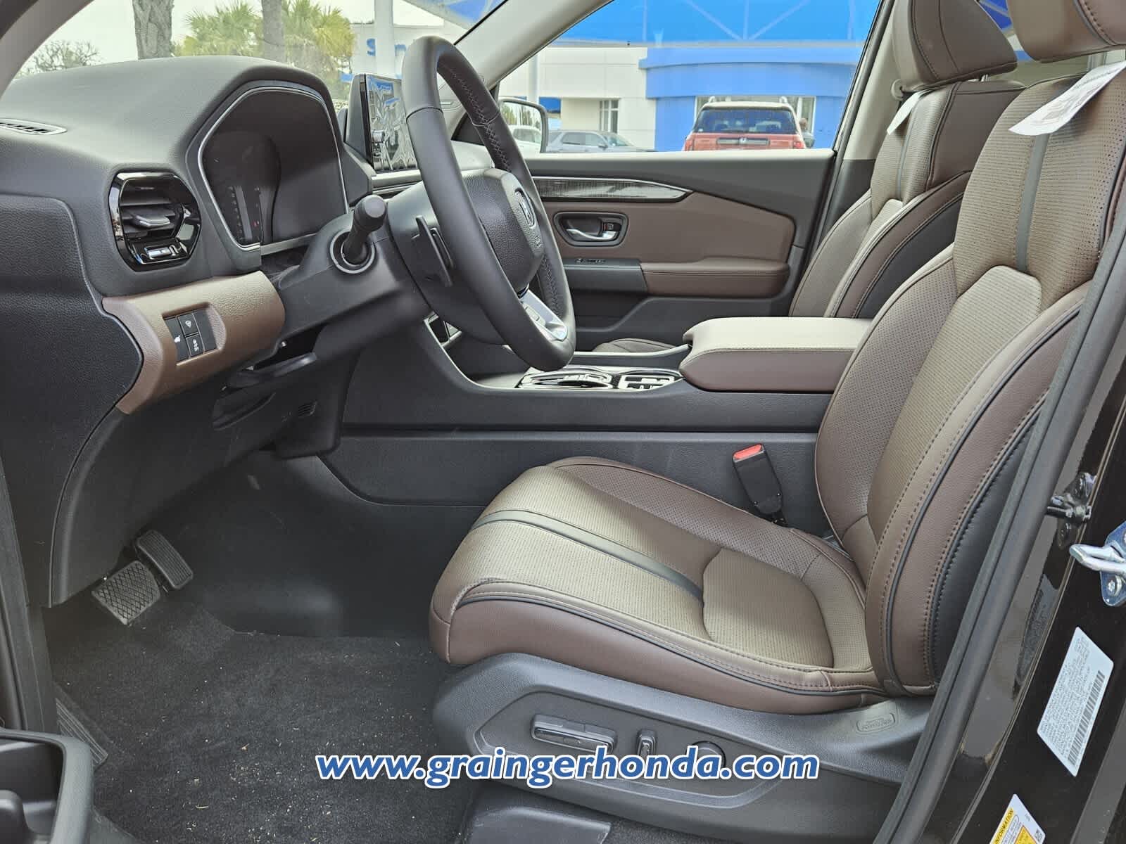 2025 Honda Pilot Elite