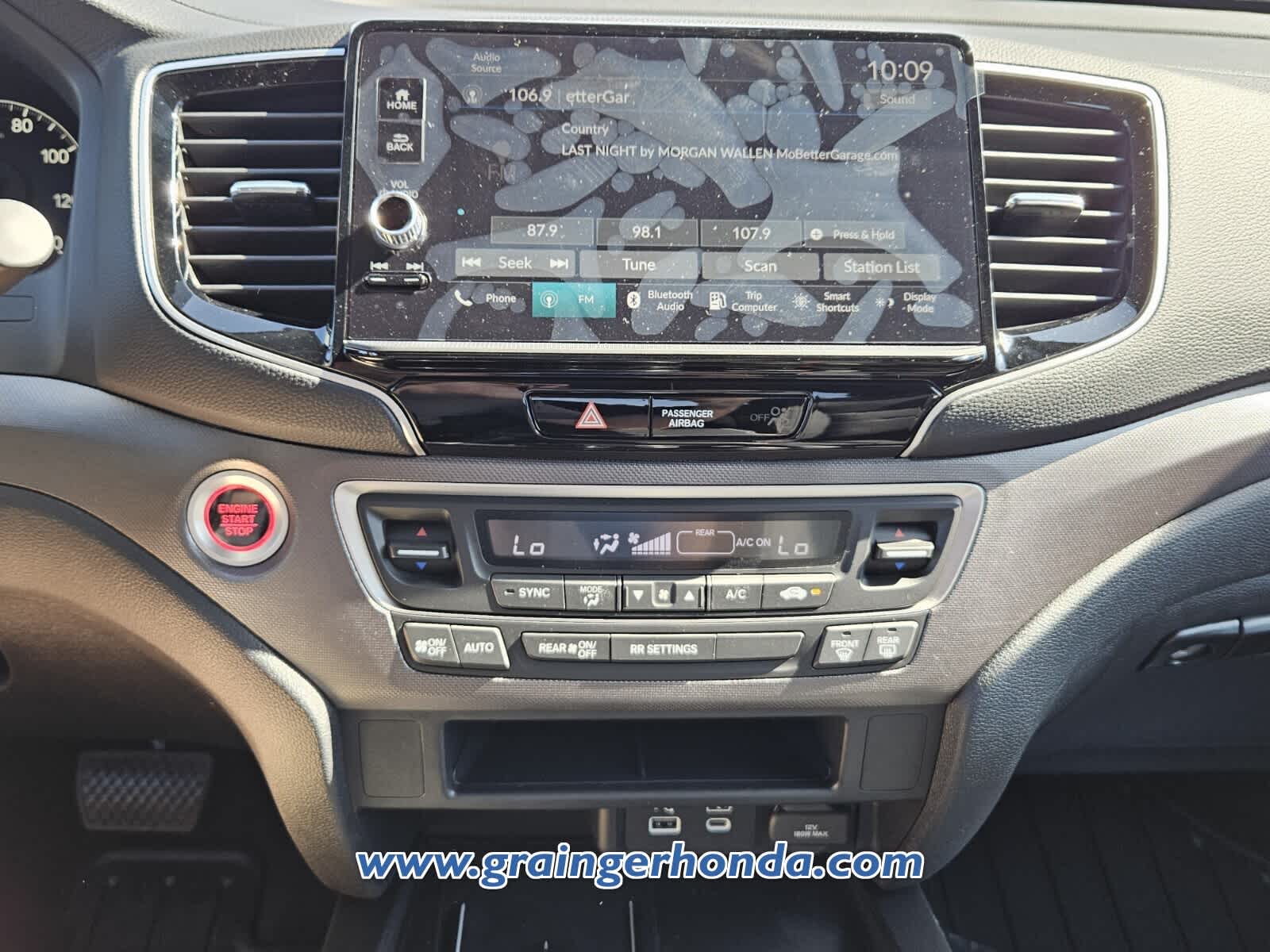 2025 Honda Ridgeline Sport