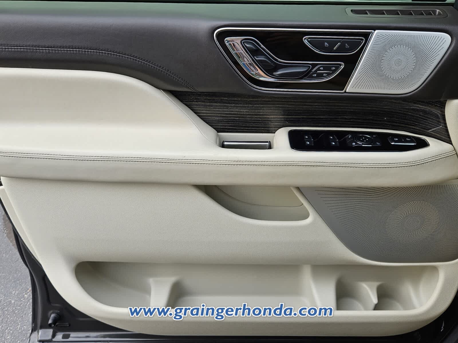 2022 Lincoln Navigator Black Label