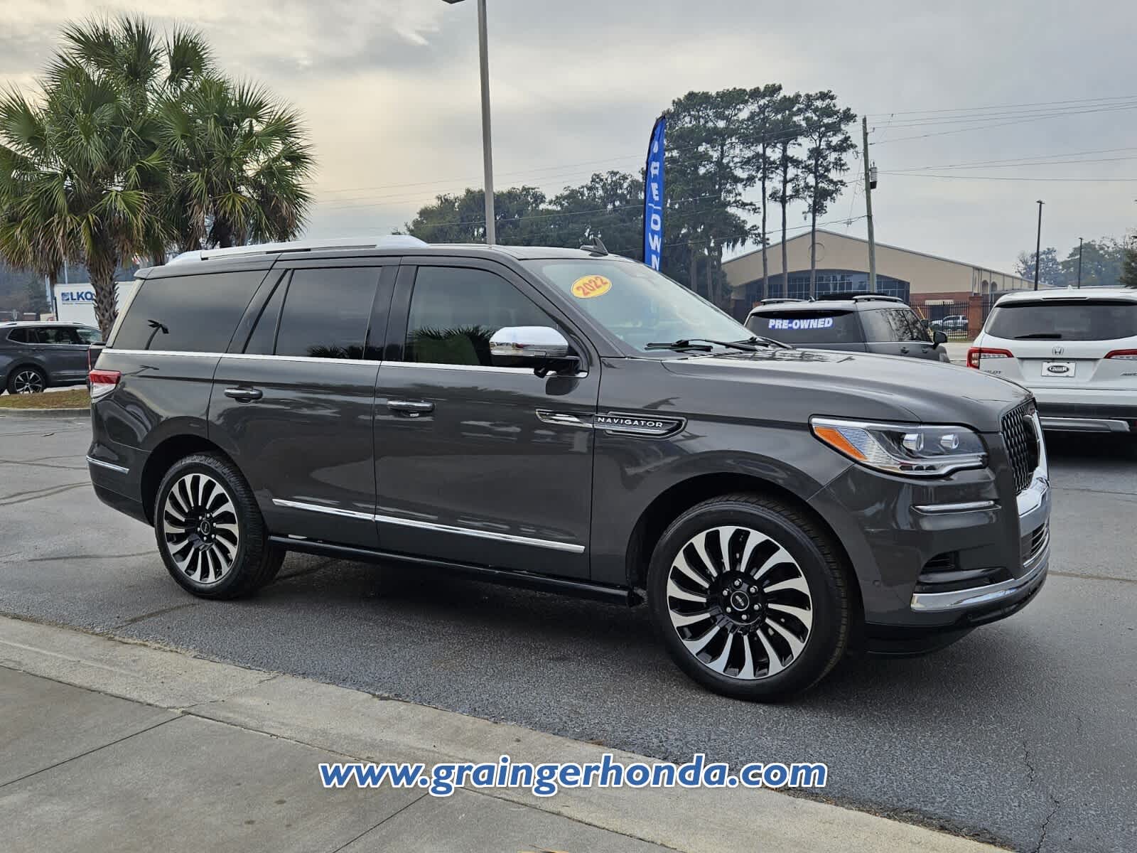 2022 Lincoln Navigator Black Label