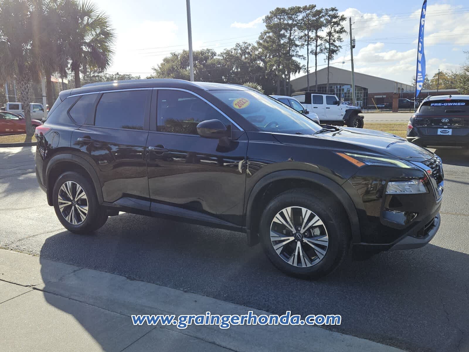 2023 Nissan Rogue SV