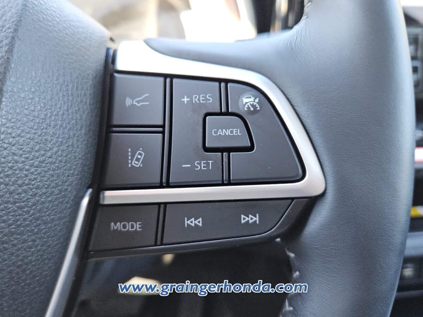 2025 Toyota Highlander Limited