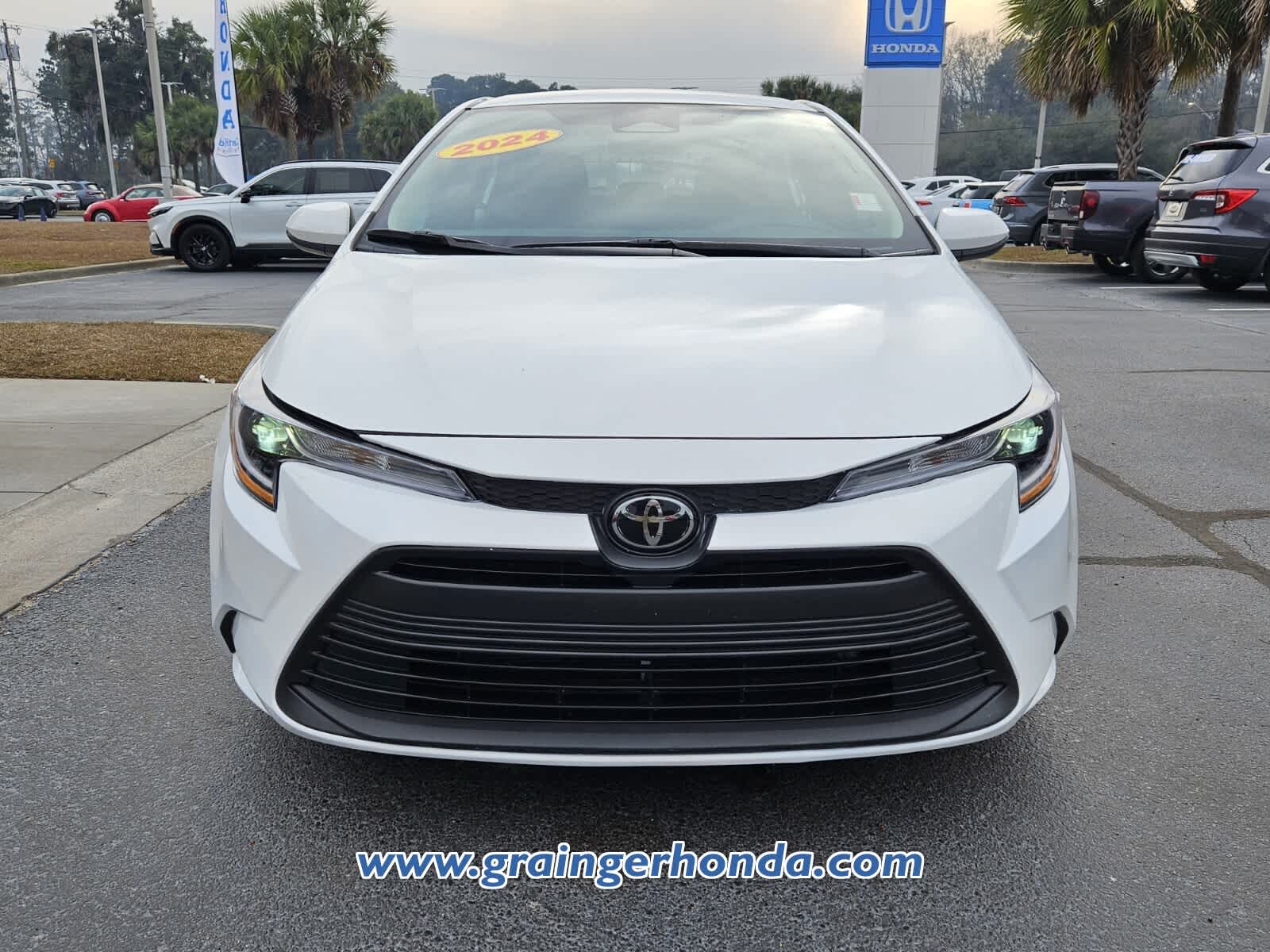 2024 Toyota Corolla LE