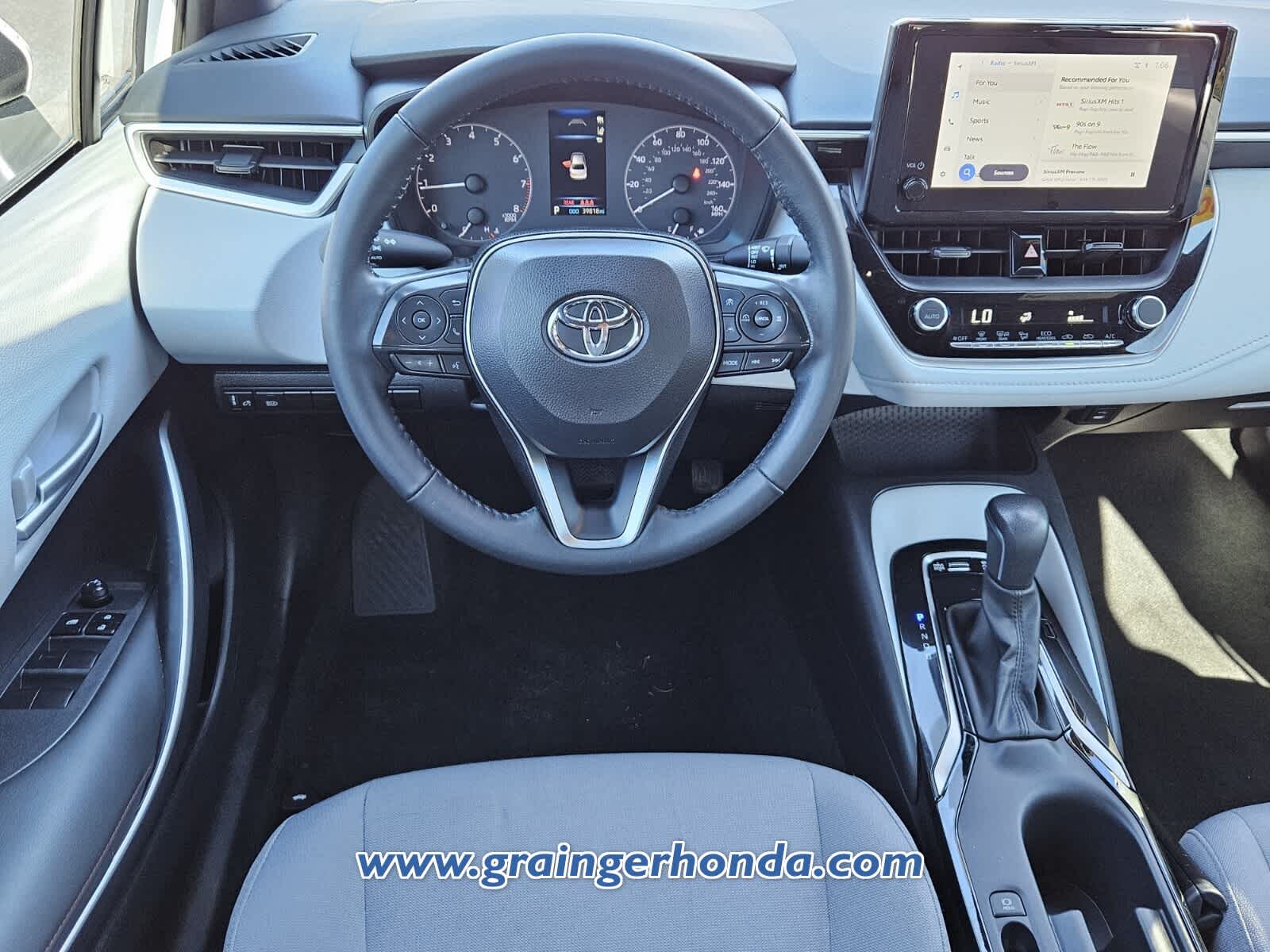 2023 Toyota Corolla SE