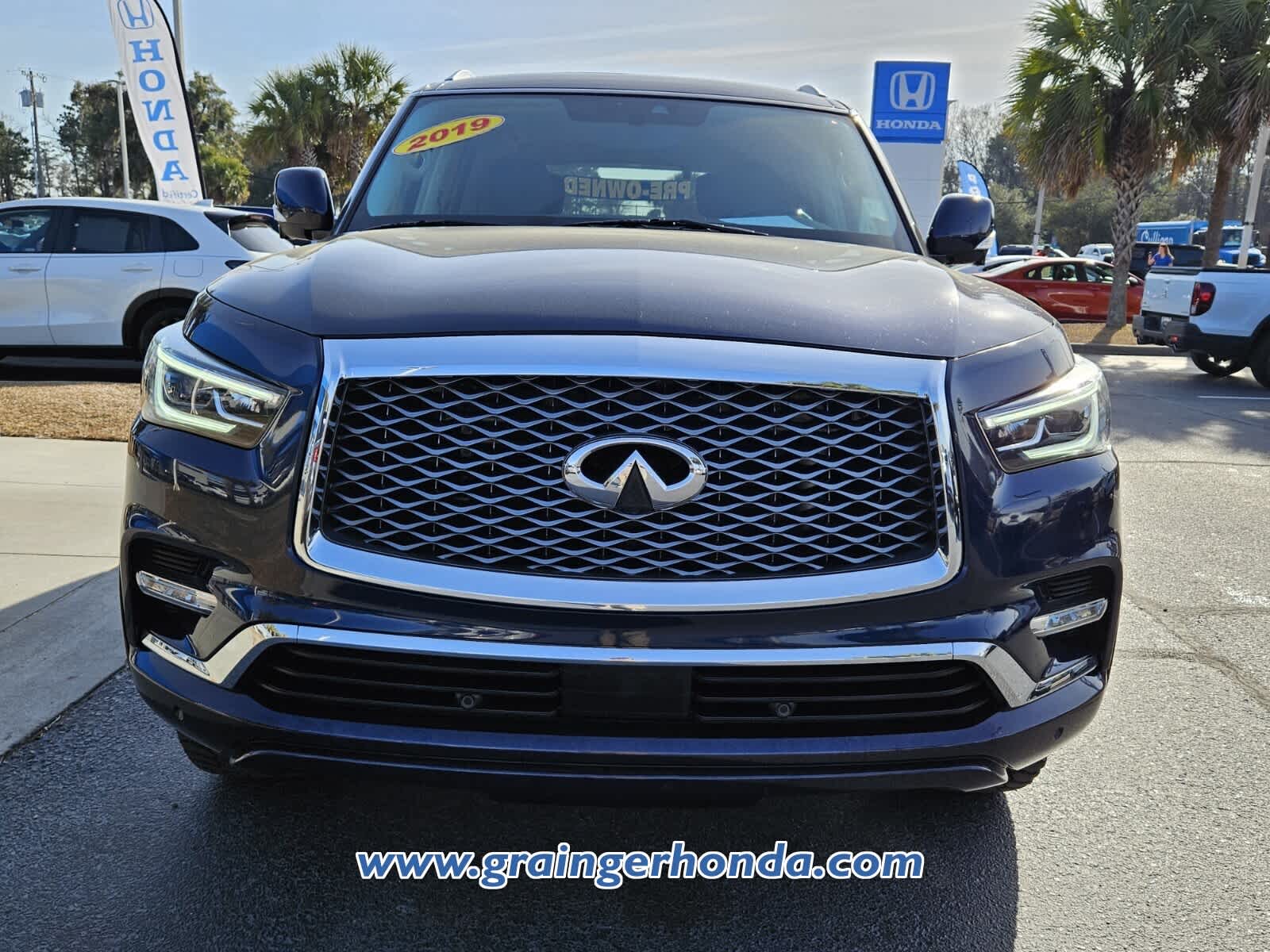 2019 INFINITI QX80 LUXE