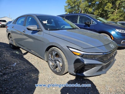 2025 Hyundai Elantra SEL Convenience