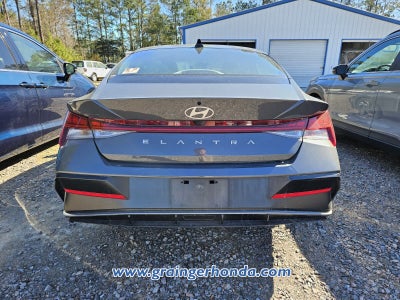 2025 Hyundai Elantra SEL Convenience