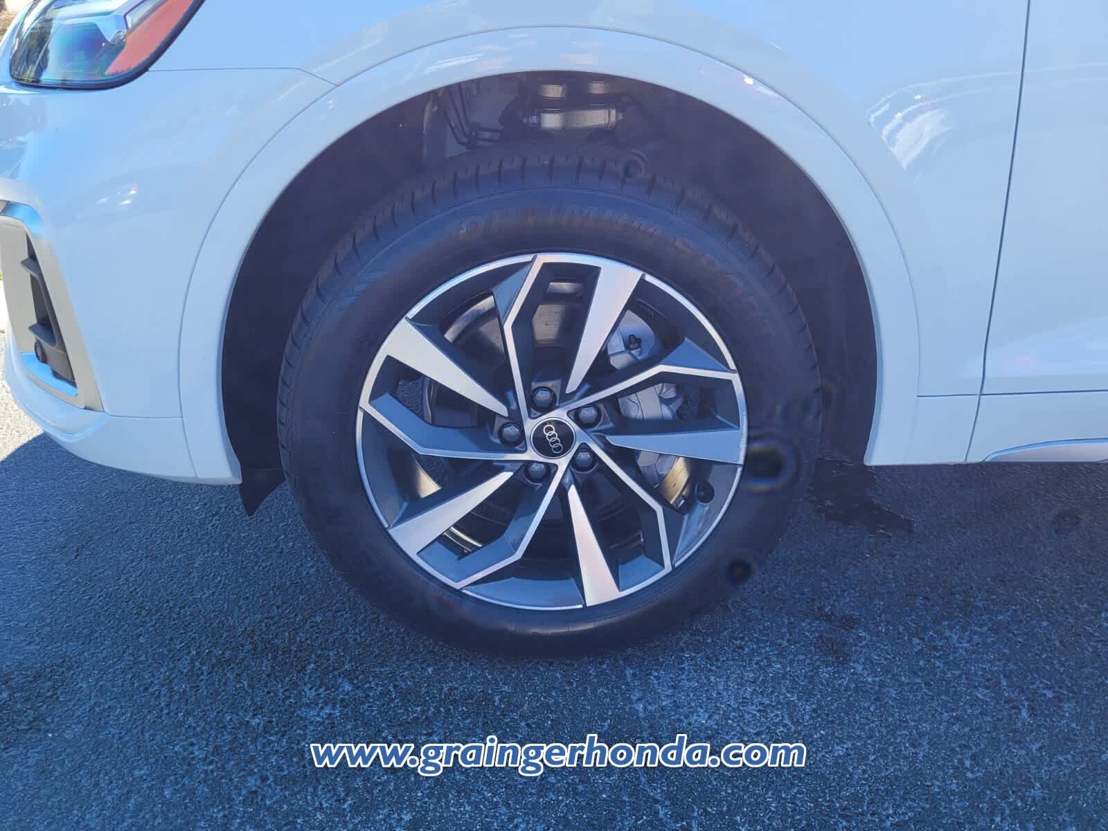 2024 Audi Q5 S line Premium Plus