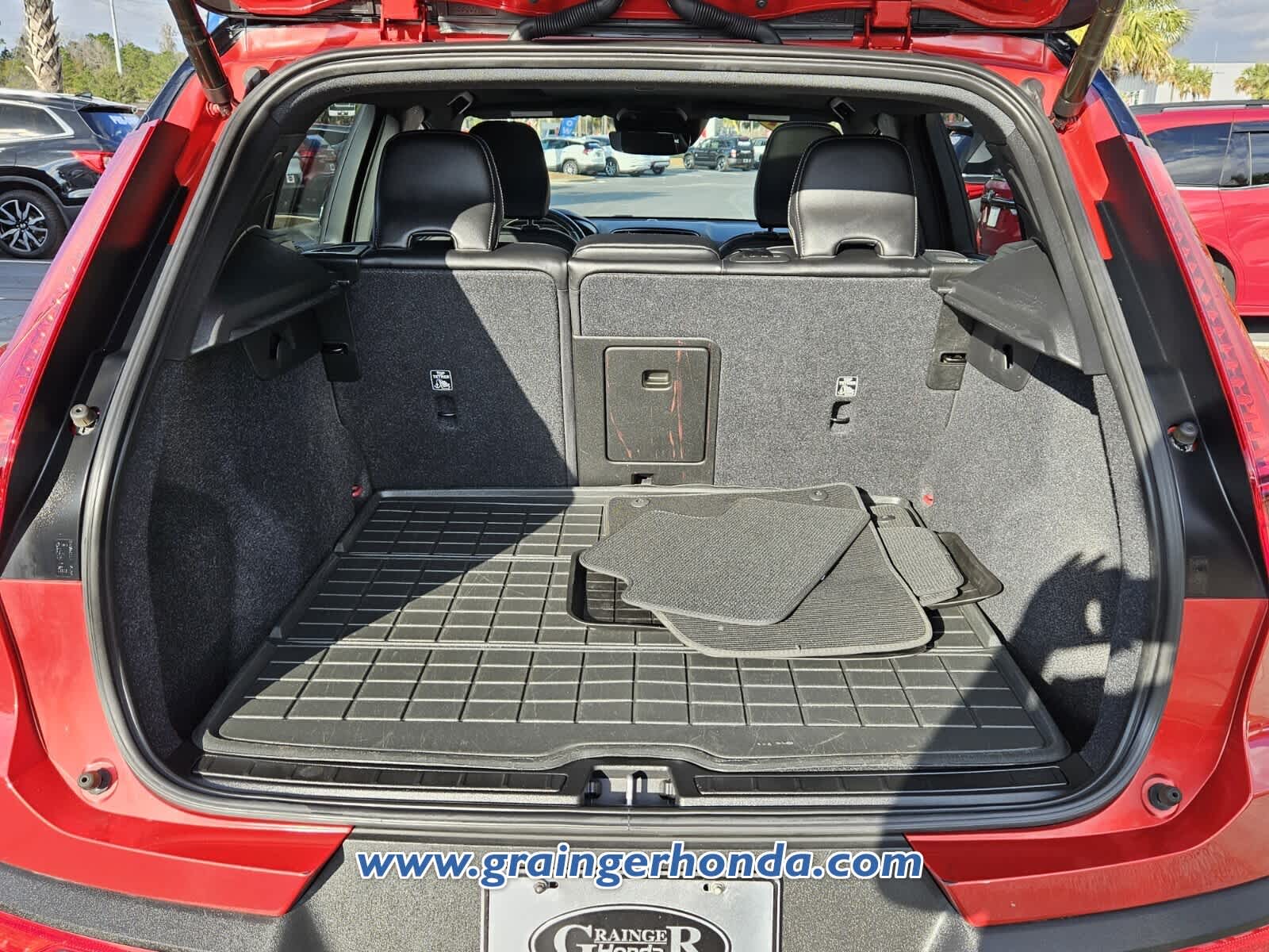 2021 Volvo XC40 R-Design