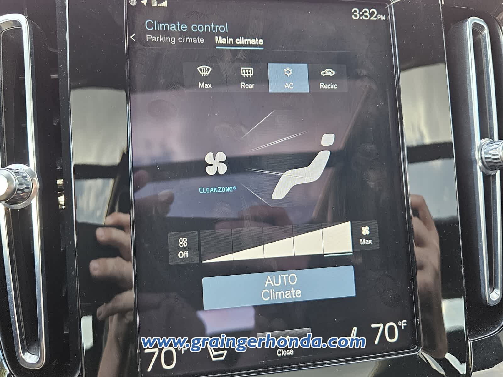 2021 Volvo XC40 R-Design