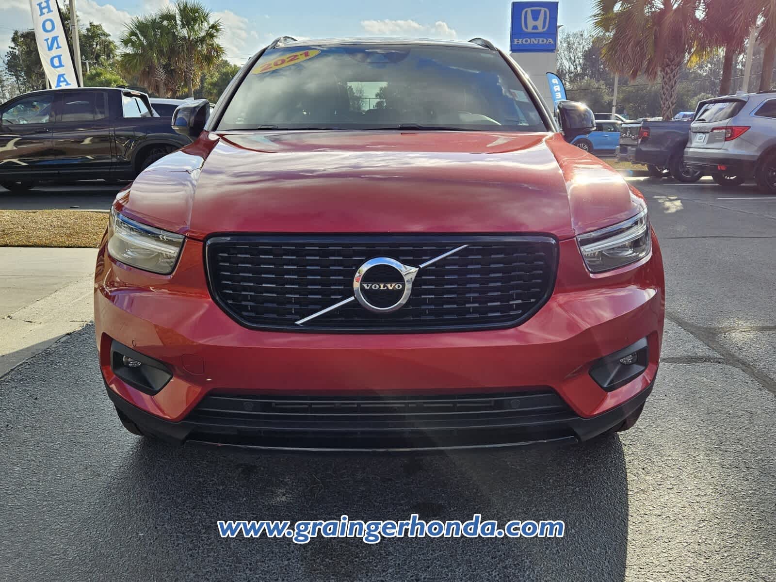 2021 Volvo XC40 R-Design